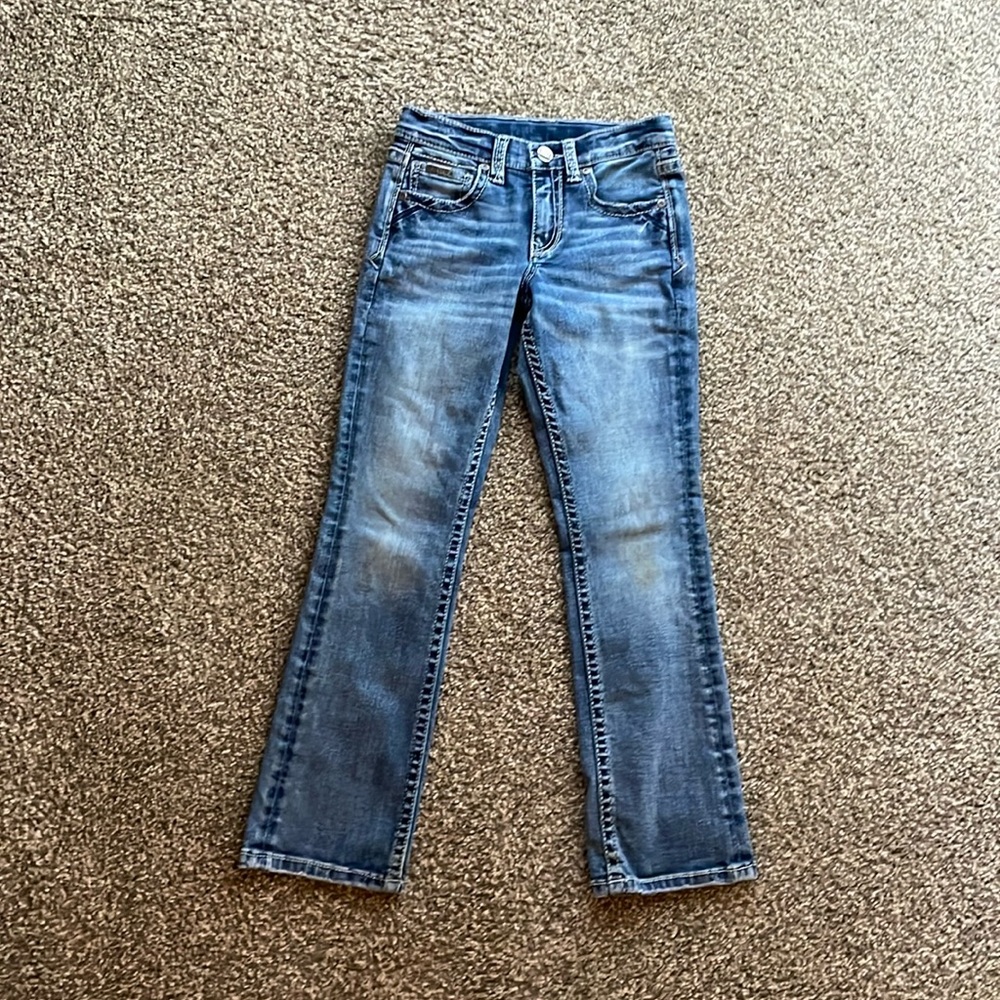 Buckle black size 8 girls jeans. In excellent condition.